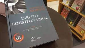 Alexandre de moraes direito constitucional : Em Livro Moraes Defende Argumento Que Poderia Cassar Temer