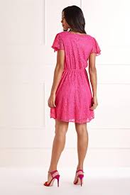 Dreaming of wearing a unique pink wedding dress on the big day? Mfgbencnorftmm