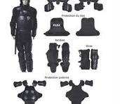 Tenue anti-émeute pour forces de l'ordre ou police - Ref ...