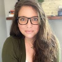 Leann Ramos's Instagram, Twitter & Facebook