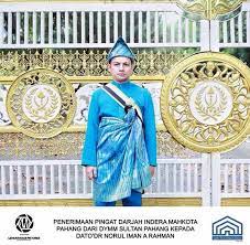Sebuah karya sepenuhnya edry abd halim dinyanyikan oleh dato boy iman khas buat semua netizen yang tak putus putus mengambil berat. Wow Tahniah Boy Iman Dapat Satu Lagi Anugerah Dato Kini Dari Pahang Pula Berita Memey