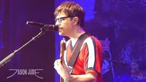 In the garage i feel safe no one cares about my ways. In The Garage Live Von Weezer Laut De Song