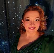 MELUSINE Chanteuse Magicienne