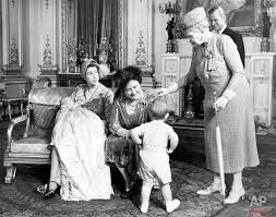 She received all her formal education at home from private tutors. Queen Elizabeth Ii At 90 A Look Back Ap Images Spotlight