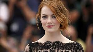 Garfield made his hollywood debut with lions for lambs in 2007. Pelukan Manis Emma Stone Andrew Garfield Hebohkan Internet