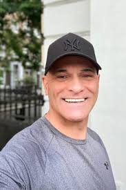 Patrick Pearson's Instagram, Twitter & Facebook