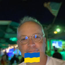 Sandy McConnell, 80, works as a full-time accounts receivable specialist,  earning around $50,000 a year. She has $37 in savings and over $70,000 in  debt. (Credit: Bridget Bennett for BI) #retirement #saving #bankruptcy