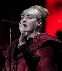 1 442 891 tykkäystä · 5 997 puhuu tästä. Lisa Gerrard The World Of Hans Zimmer
