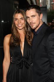 Chris hemsworth, brad pitt, christian bale, and jason momoa are just a few celebrities who look better when they grow out their hair. More Pics Of Christian Bale Buzzcut 4 Of 6 Hair Lookbook Stylebistro