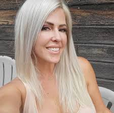 Does anyone know of a great real estate agent in Ashland, Oregon?