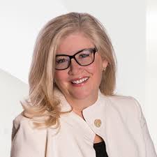 34 Acorn St, Middleboro, MA 02346