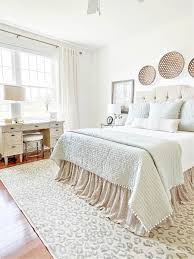 Spring theme deco to make your bedroom makeover on this stunning season. Spring Bedroom Decorating Ideas Stonegable