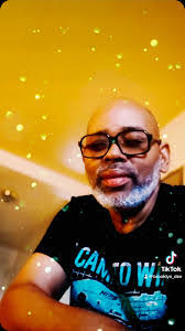 Dwight Horsey's Instagram, Twitter & Facebook