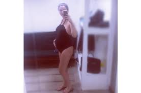 Jun 16, 2021 · katia aveiro brinca e imita momento insólito de cristiano ronaldo. Katia Aveiro Muda De Visual Para Look Arriscado Veja Aqui O Antes E Depois