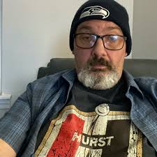 Landed welder 2 position with no experience