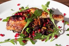 Hahnchen Schenkel Mit Granatapfel Walnussen Aubergine Rezept Rezept Aubergine Rezept Hahnchen Lebensmittel Essen