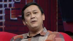 Dalam soal berbahasa, denny siregar memang sering ngawur. Denny Siregar Prediksi Indonesia Jadi Suriah Kedua Monitor