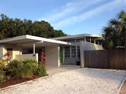 Mid Century Homes For Sale Mid Century Modern House Mid Century House Midcentury Modern