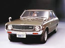 mazda familia presto 1300 coupe 1976 マツダ ノスタルジック カー 旧車