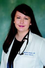 Kari Shields's Instagram, Twitter & Facebook