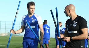 Welcome to my official facebook page. Schalke Chief Bullish Over Bid To Keep Leon Goretzka Teamtalk