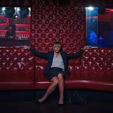 It practically shouts at you, the audience, with a chilling and intense immediacy. Promising Young Woman Movie Review Carey Mulligan