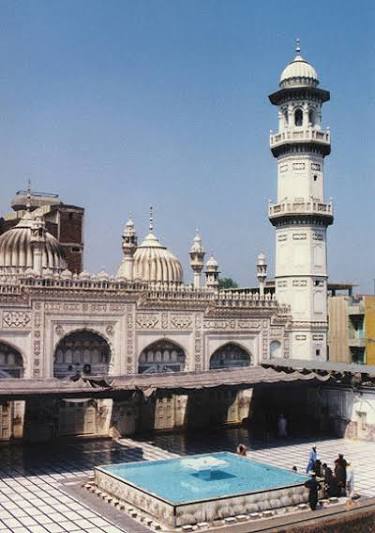 Mahabat Khan Mosque 3