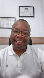 Collins Eke Abogados (@abogalitas)