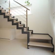 Quarter Turn Staircase Metal Frame Wooden Steps Without Risers Pop Delineo Staircase Interior Design Staircase Design Interior Design