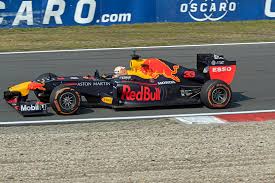 Na afloop vertelde hij bij ziggo sport dat de auto. Max Verstappen In Das Red Bull Formel 1 2011 Auto Ein Rb7 Poster Maurice De Vries Ohmyprints