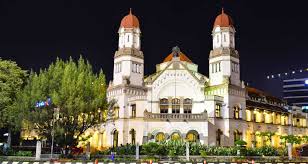 Sekar artinya bunga dan jagad artinya bumi atau dunia. Lawang Sewu Ikon Semarang Yang Tak Lagi Mistis