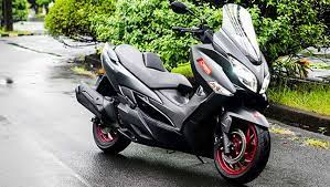 Suzuki Burgman 400cc Review Specs Price And Photos