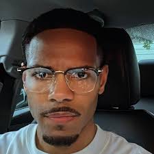 The 30th Anniversary DualSense controller is something else 😮‍💨😮‍💨  GamingThreads