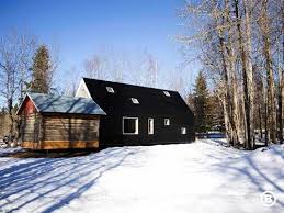 Maybe you would like to learn more about one of these? Sleek Canadian Cabin Cost Less Than 100k To Build House Cost Modern Prefab Homes Modern Farmhouse Exterior