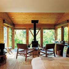 開放感たっぷり 森の中のヴィラで自然と触れ合う 箱根リトリート villa 1 f 大人の心を満たす おこもり宿 箱根 ヴィラ 宿