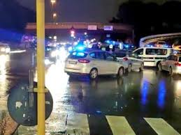 Festeggia la tua festa di laurea a roma. Roma Due 16enni Travolte E Uccise In Corso Francia Corriere Tv