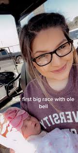 Sydney Ezell (@babysyd.19)