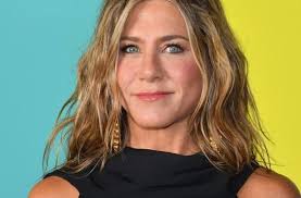 Directed by ben winston, the special sees cast members jennifer aniston, courteney cox, david schwimmer, matthew perry, lisa kudrow, and matt leblanc. Durch Die Jahre Mit Den Friends Stars Darsteller Jennifer Aniston Star Wars
