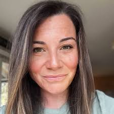 𝐊𝐚𝐫𝐢𝐧 𝐋𝐢𝐧𝐝𝐬𝐚𝐲