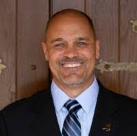 Linda Chevalier's Instagram, Twitter & Facebook