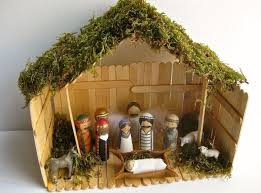 Fabriquer Une Creche De Noel Pour Celebrer La Nativite Chez Vous Creche De Noel Noel Artisanal Pour Enfants Noel