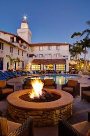 Properti ini menempatkan anda dalam jarak 0.6 km dari coronado shores beach. Hotel Fire Pit And Swimming Pool Picture Of Mar Monte Unbound Collection By Hyatt Santa Barbara Tripadvisor