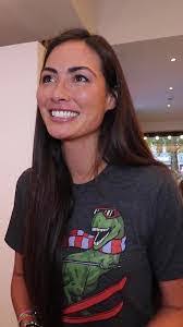 Caitlin Varley's Instagram, Twitter & Facebook