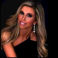 Brooke Hahn's Instagram, Twitter & Facebook