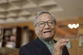 Afortunadamente el informe del doctor fue. Armando Manzanero Estable Y De Muy Buen Humor Despues De Haber Dado Positivo Al Covid 19