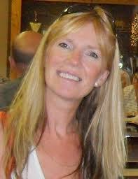 Lynn Bailey's Instagram, Twitter & Facebook