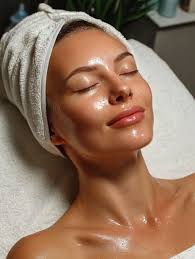 Peptide stacks for glowing skin