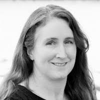 Laura Moulton's Instagram, Twitter & Facebook