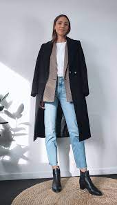 Outfit Ideas For Blue Jeans A White T Shirt In 2021 Blue Jean Outfits Jeans And T Shirt Outfit Blue Jeans Outfit Winter