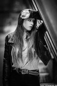 Model Milla 1z Herbst Fotoshooting Hamm Foto Allsvartur De Siyah Beyaz Siyah